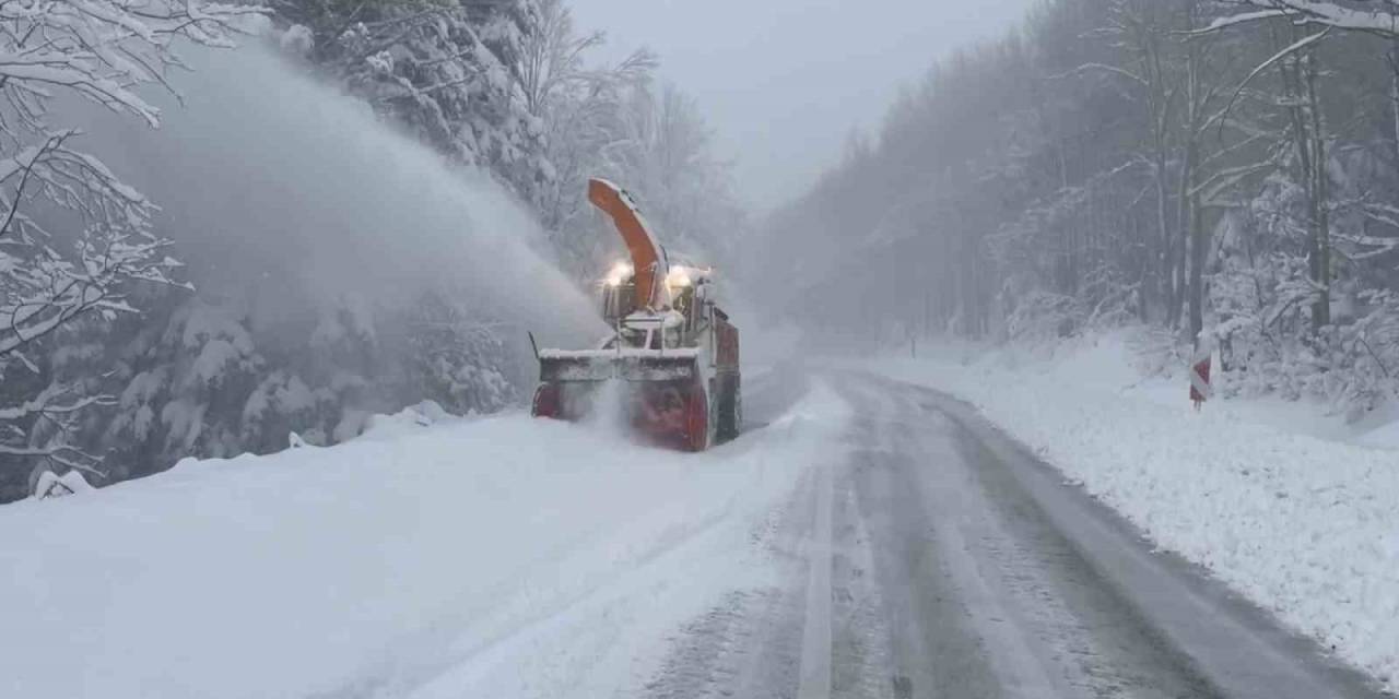 Uludağ’da Kar Kalınlığı 50 Santimetreyi Geçti