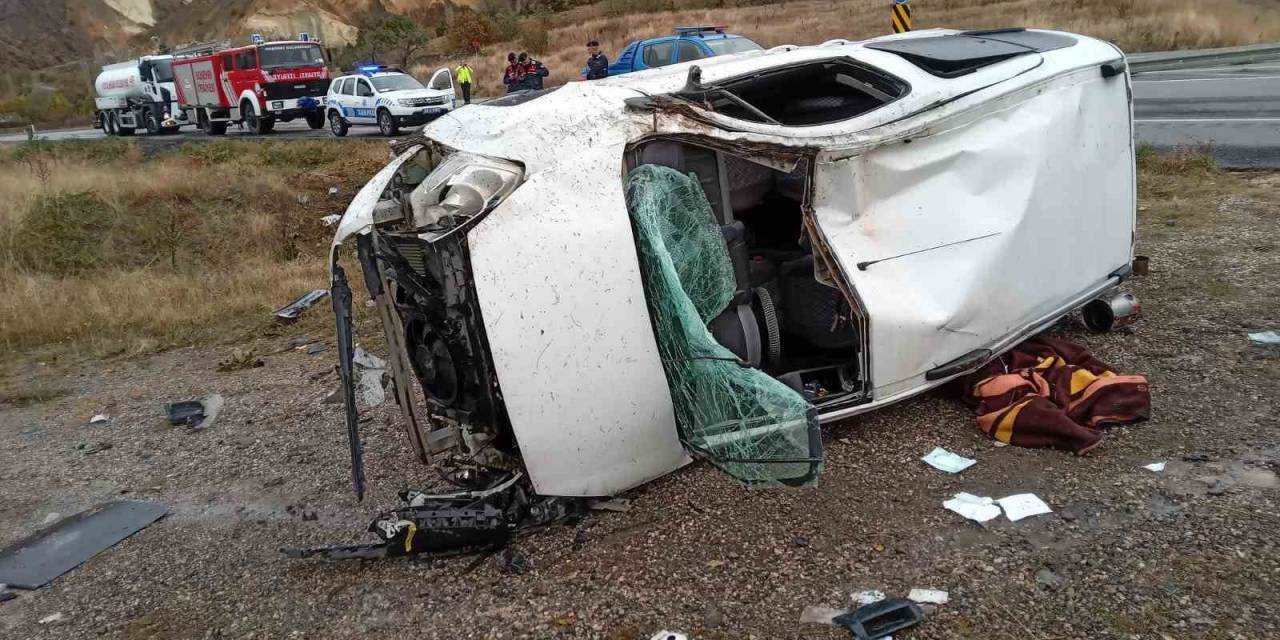 Şarampole Devrilen Araçta 3 Kişi Yaralandı
