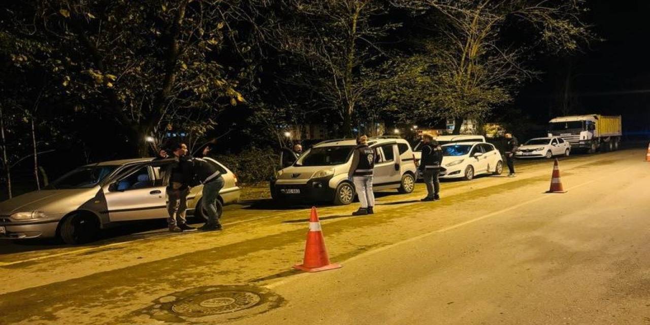 Samsun’da Aranan 19 Kişi 3 Tabancayla Yakalandı