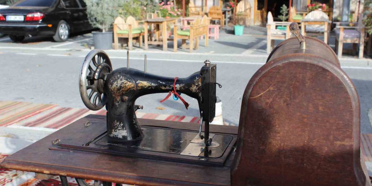 130 Yıllık Dikiş Makinesi Yıllara Meydan Okuyor