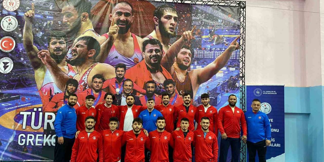 Çorum Belediyesi Serbest Güreş Takımı, Süper Lig’de Yarı Finale Yükseldi