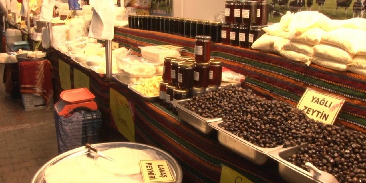 Sultangazi’de ’4’üncü Geleneksel Ardahan Tanıtım Günleri’ Protokol Töreni Düzenlendi