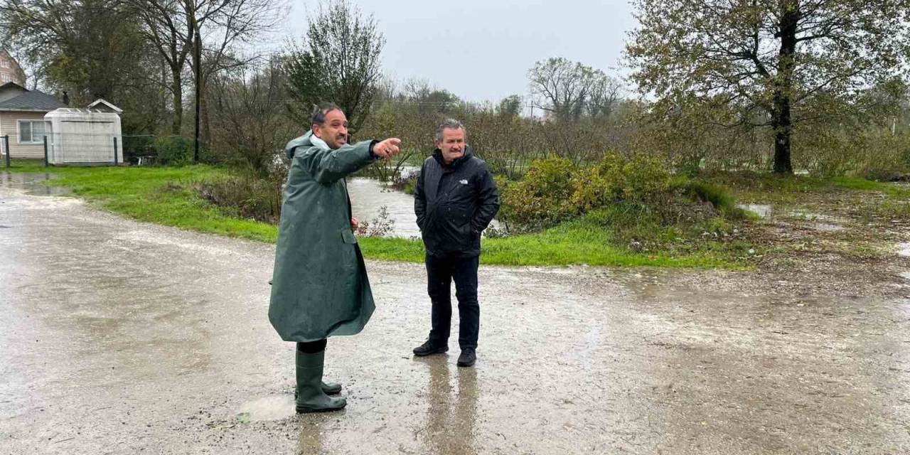Cumayeri Belediyesi Ekipleri Sahada