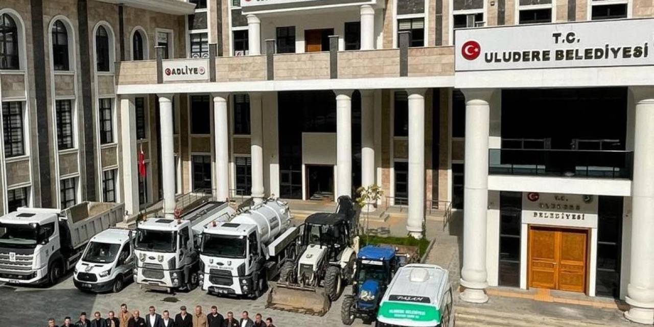 Uludere’de Vatandaşlara Ücretsiz Servis Hizmeti