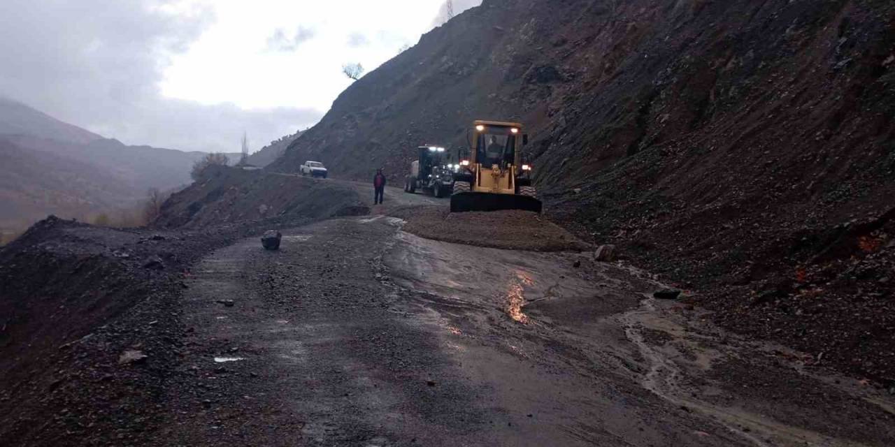 Ekipler Kapanan Yolda Hastaya Ulaşmak İçin Seferber Oldu