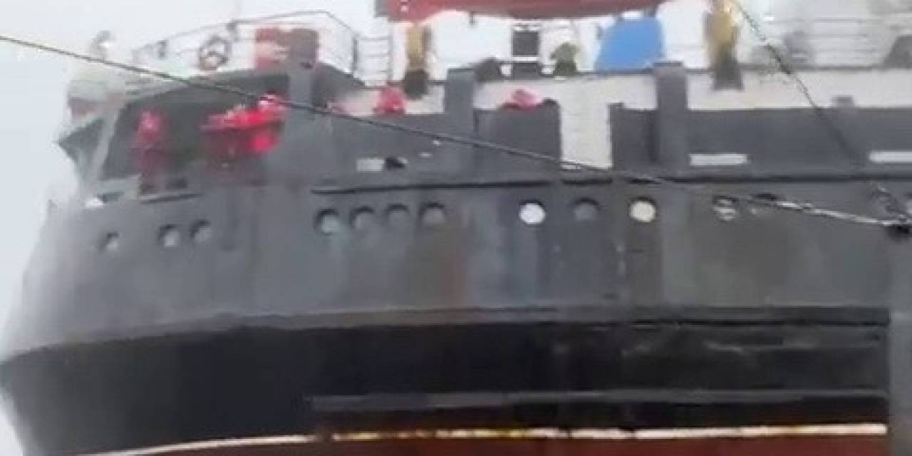 Denizcilik Genel Müdürlüğü’nden Zonguldak Açıklarında Karaya Oturan Gemiye İlişkin Açıklama