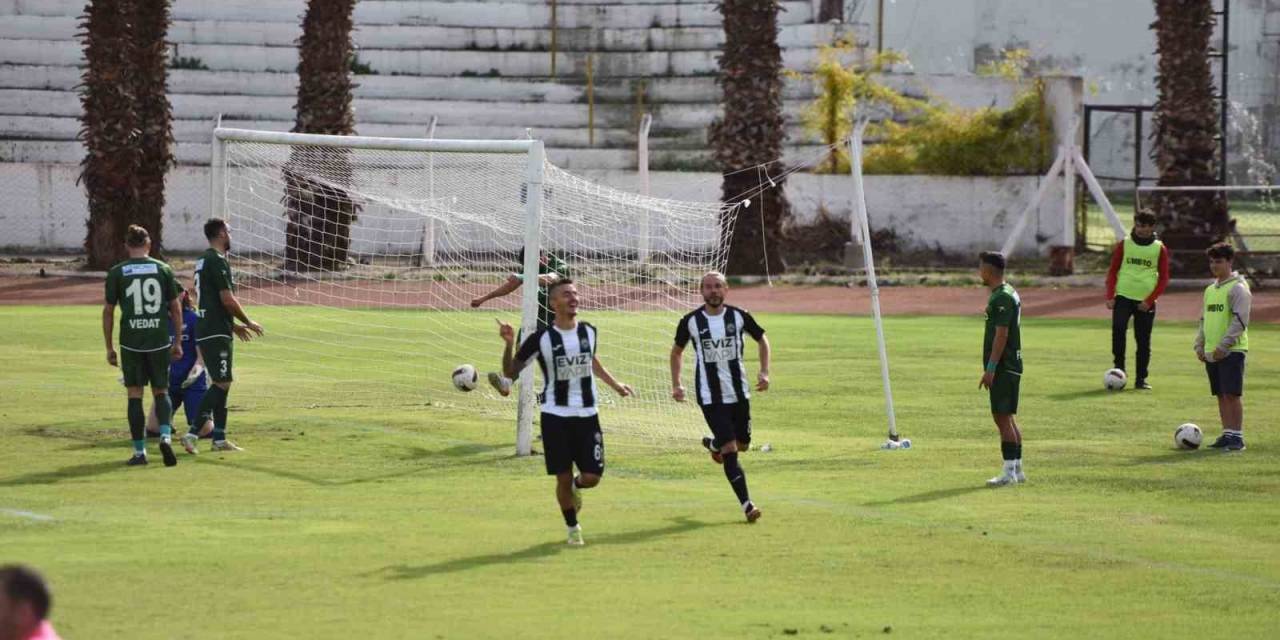 Kuşadasıspor Teknik Direktörü Çardak: "Her Şey Da Çok Daha Güzel Olacak"