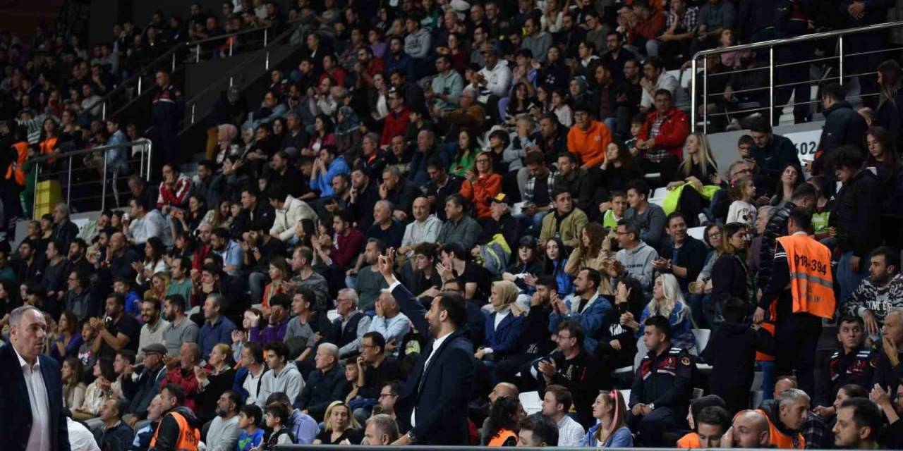 Türkiye Sigorta Basketbol Süper Ligi: Manisa Bbsk: 69 - Fenerbahçe Beko: 82