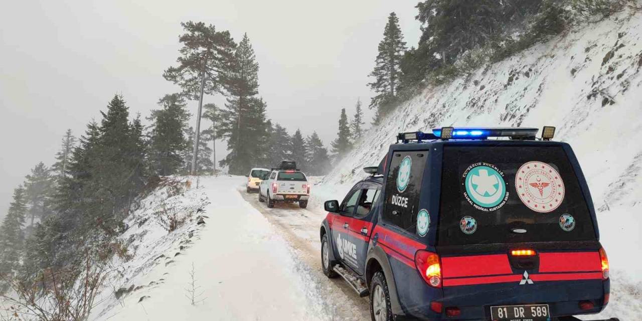 Kardüz Yaylası’nda Mahsur Kalan 17 Kişi Ekipler Tarafından Kurtarıldı