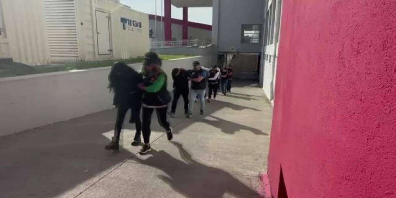 Adana’da Torbacı Operasyonunda Yakalanan 2 Kişi Tutuklandı