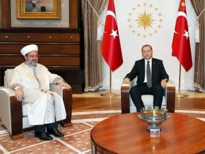 Cumhurbaşkanı Erdoğan, Diyanet İşleri Başkanı Görmez’i Kabul Etti