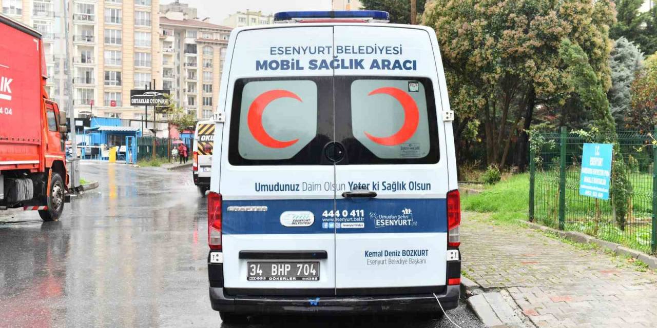 Esenyurt Belediyesi Rahim Ağzı Kanserine Karşı Farkındalık Oluşturmak Amacıyla Sağlık Taraması Yapıyor