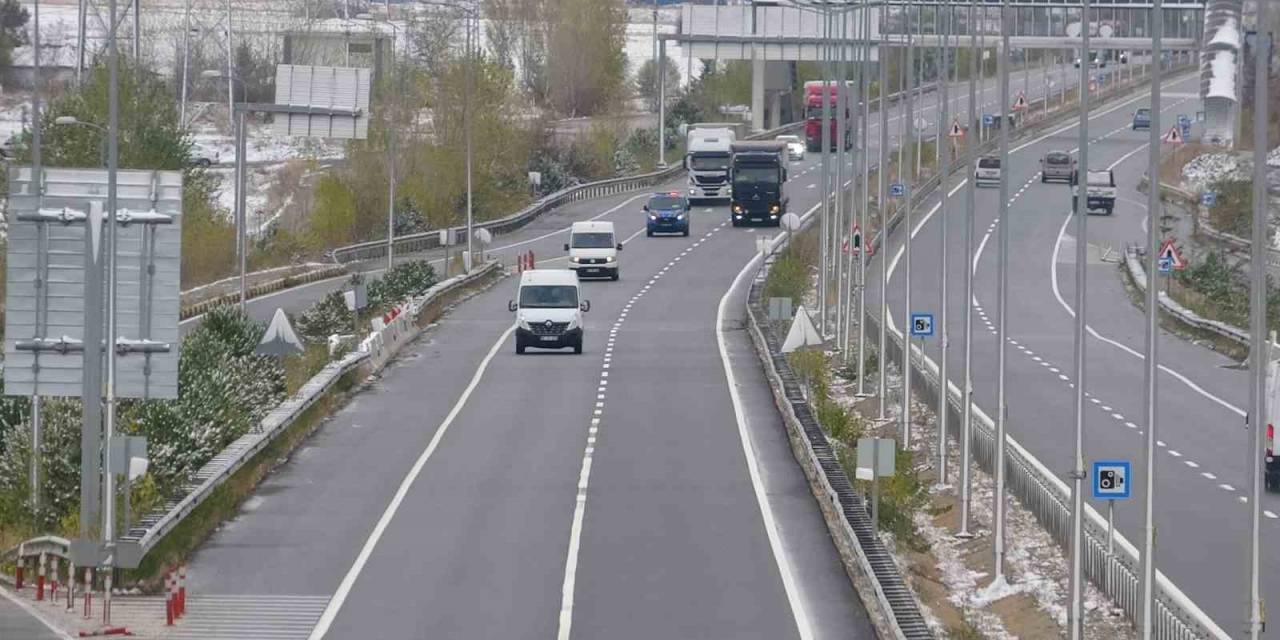 Araçların Saatlerce Mahsur Kaldığı D100’de Trafik Normale Döndü