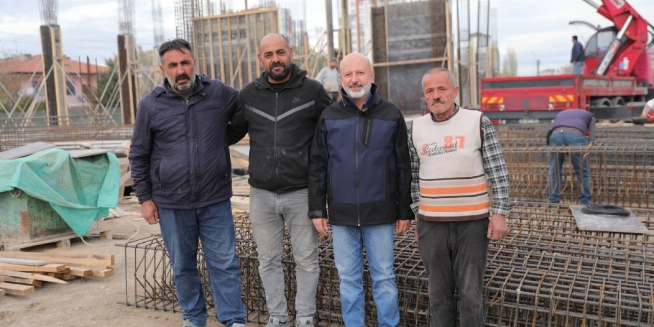 Başkan Çolakbayrakdar: "Dönüşümle Vatandaşlarımıza Söz Vermiş Olduğumuz Konutların Hepsini Teslim Ettik"