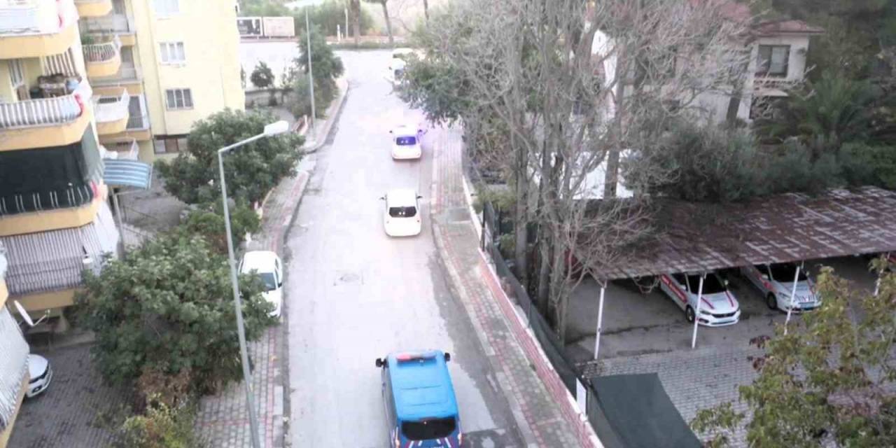 Fuhuş Yalanıyla 14 İlde 18 Kişiyi 1,5 Milyon Dolandırdılar