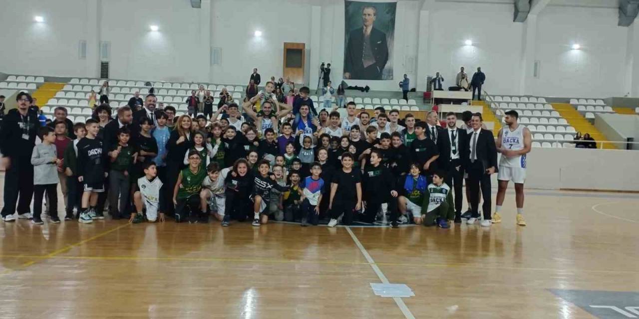 Ege Üniversitesi Daçka’dan Üç Maçlık Galibiyet Serisi