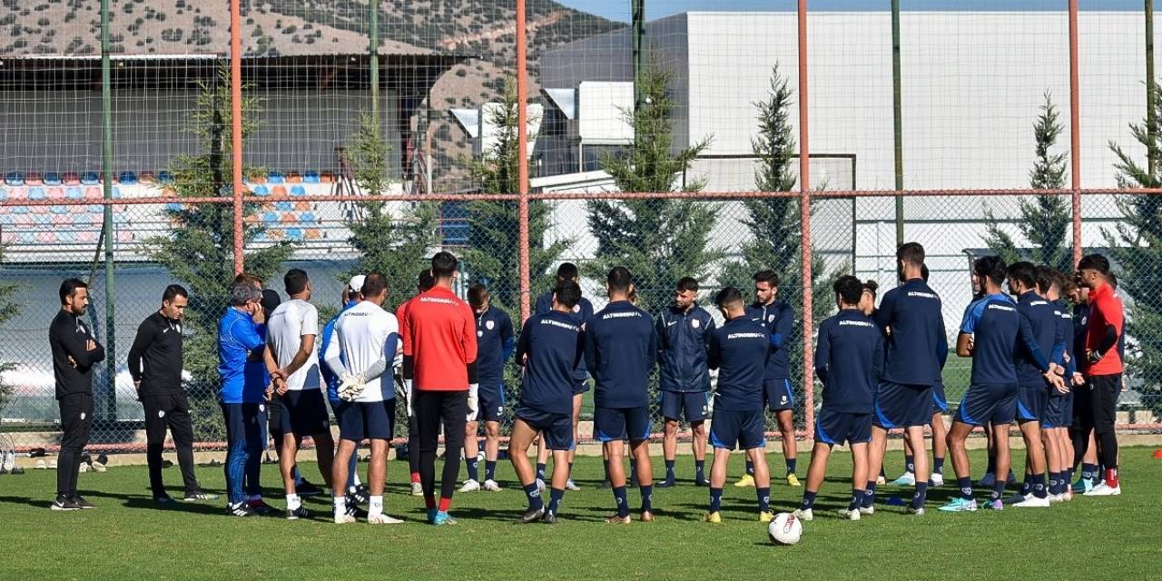 Altınordu, Yeniden Düşme Hattında