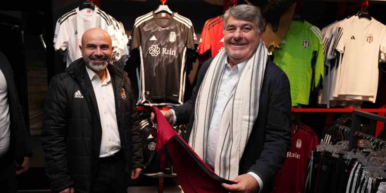 Serdal Adalı: "Transferlerin Büyük Bir Bölümünü, Kulübü Mali Yük Altına Sokmadan Yapacağız"