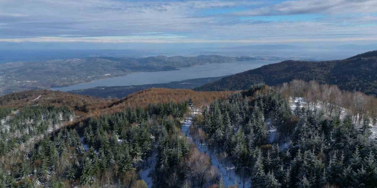 Ünlü Turizm Merkezinde Kış Manzarası