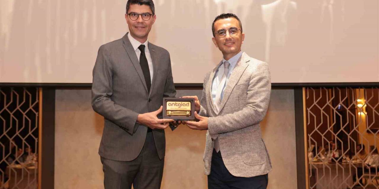 "400 Kadının 267’si, Yani Yarıdan Fazlası En Az 10 Göstergede Yoksunluk Yaşıyor"