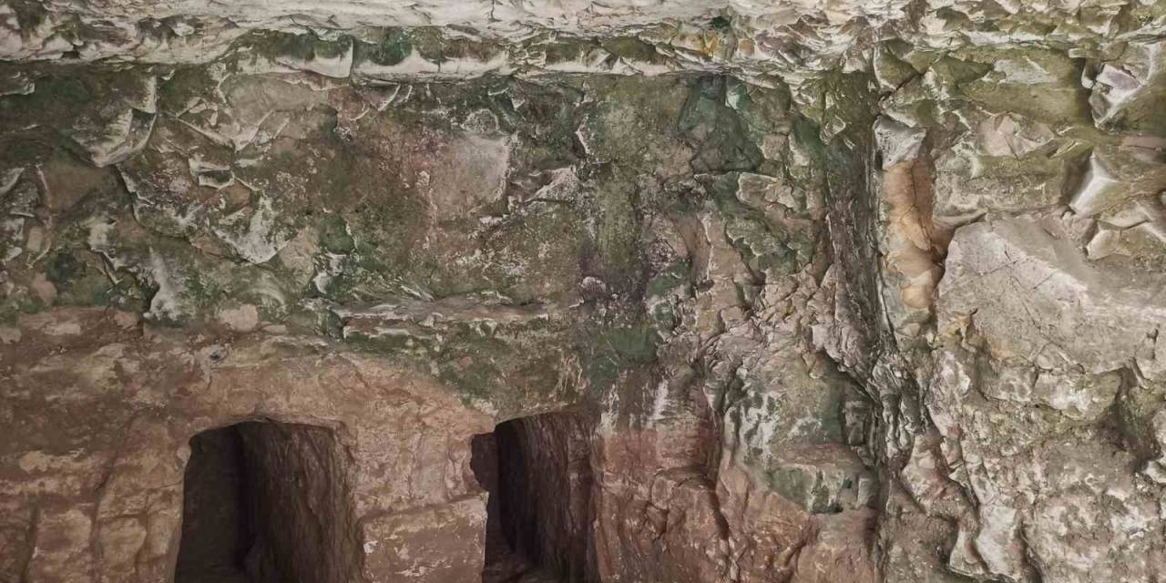 Kaçak Kazı Yapılan Yerde Kurtarma Kazısı Yapıldı