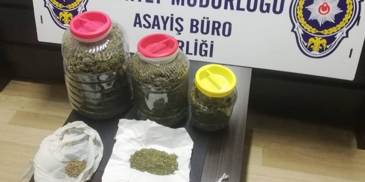 İznik Polisinden Uyuşturucu Ve Silah Operasyonu