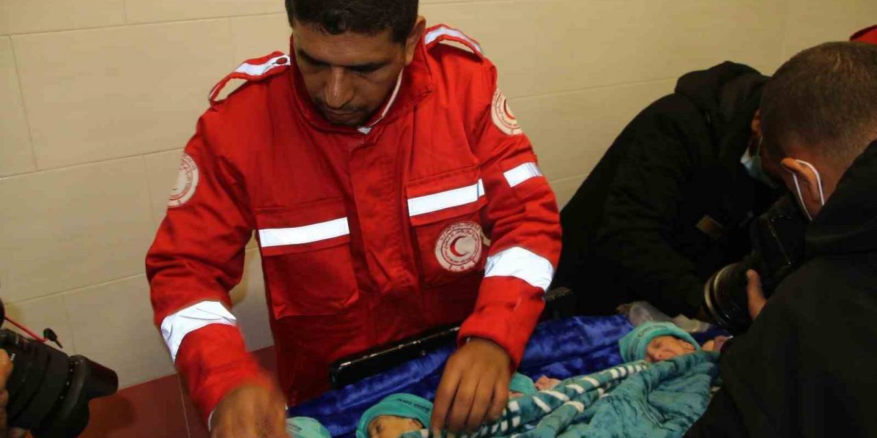 Şifa Hastanesi’nden Tahliye Edilen 28 Prematüre Bebek Mısır’a Götürüldü