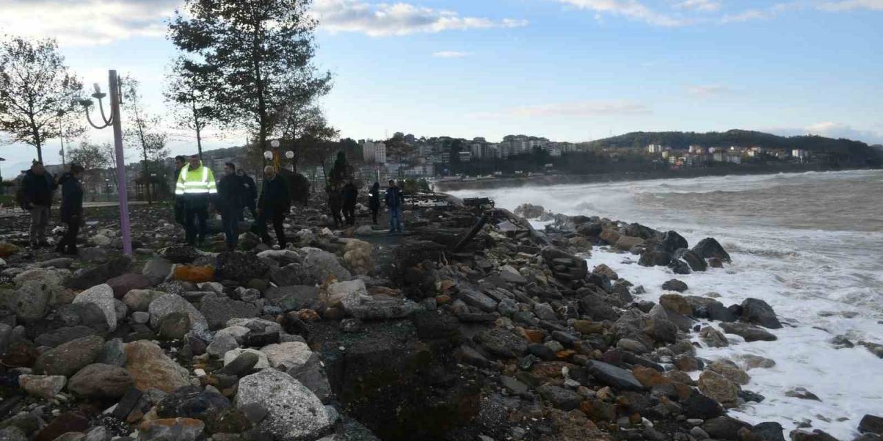 Alaplı Sahil Park’ta Büyük Hasar Meydana Geldi