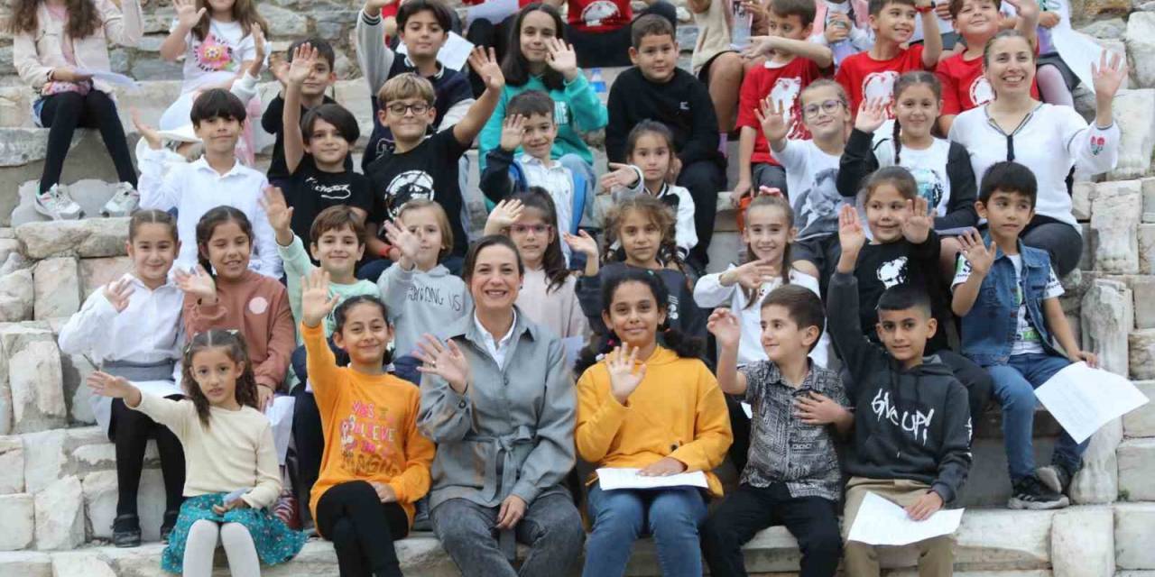 İzmir Selçuk’ta ’çocuk Meclisi’ Kuruldu