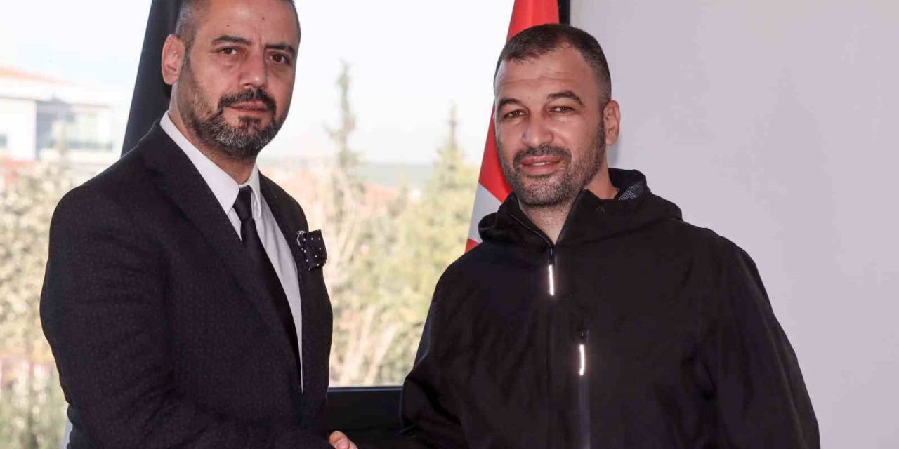 Altay’da Teknik Direktör Djilali Bahloul İstifa Etti