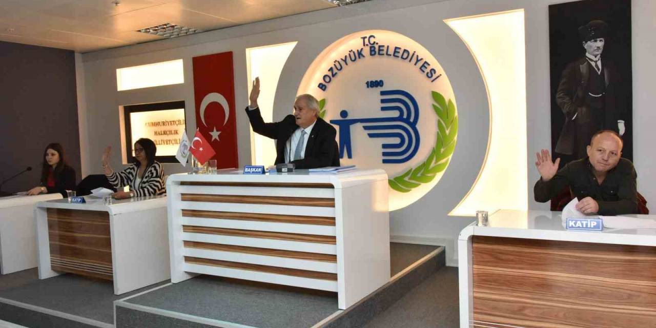 Bozüyük’te Belediye Bütçesi 900 Milyon Tl Olarak Kabul Edildi