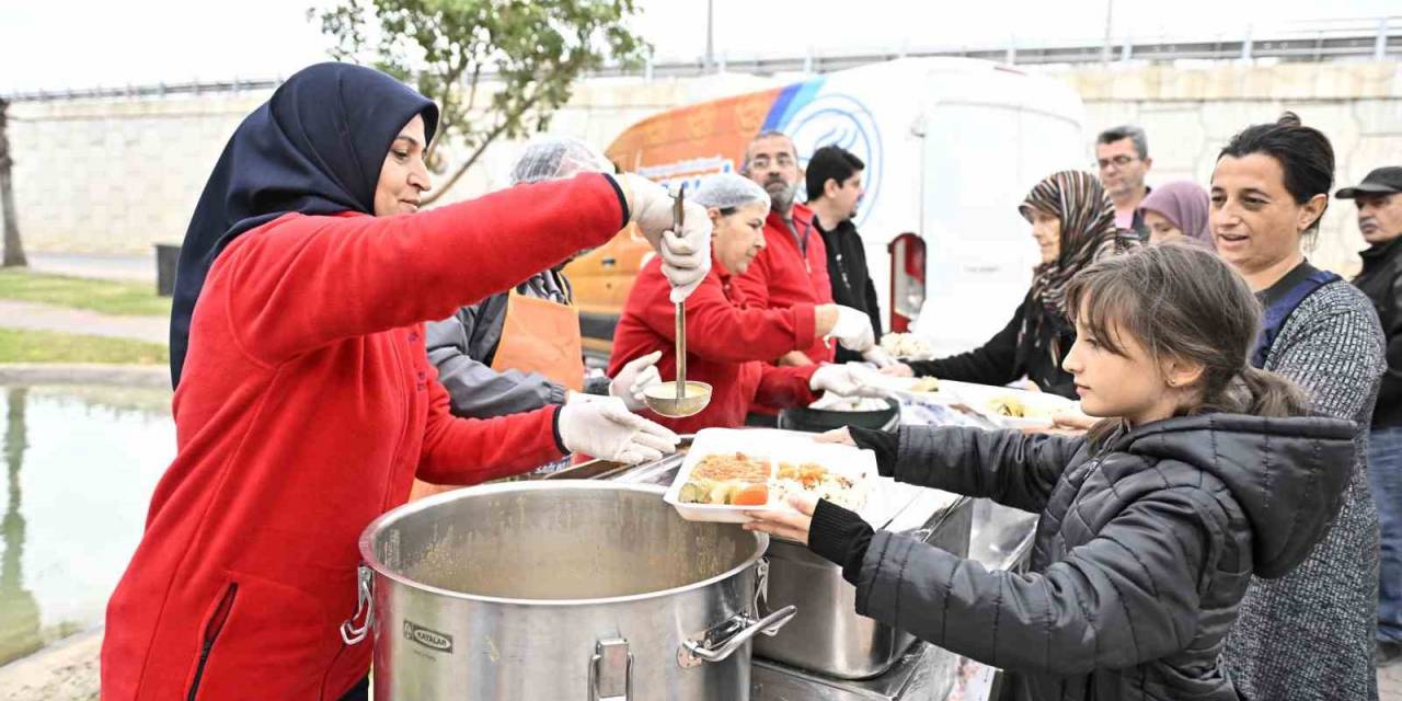 Komşu Sofraları Kuruluyor