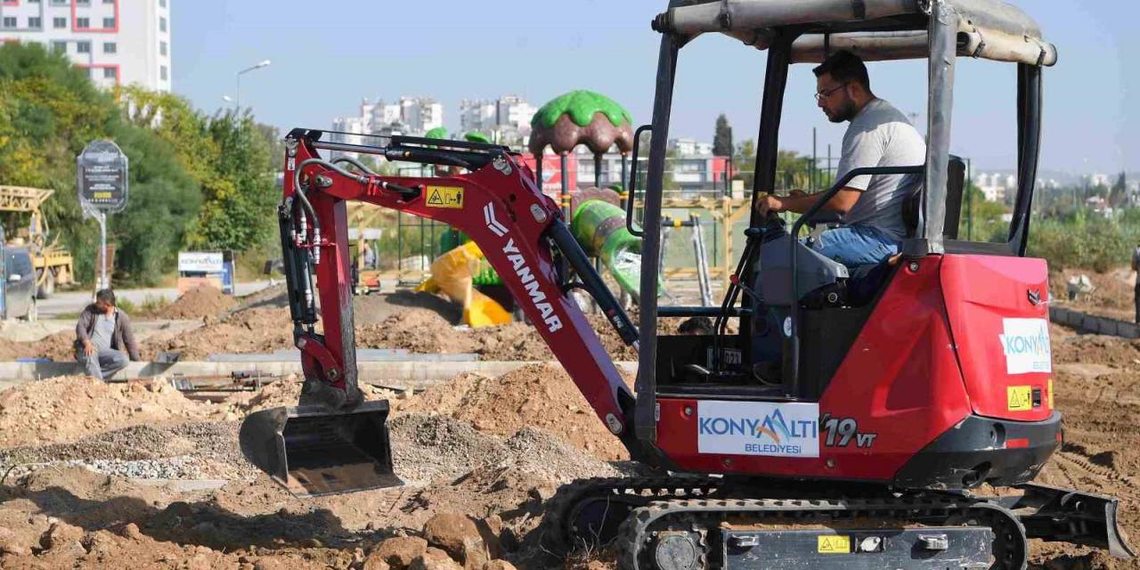 Konyaaltı Yeşil Alanda Türkiye Genelinin Üzerinde