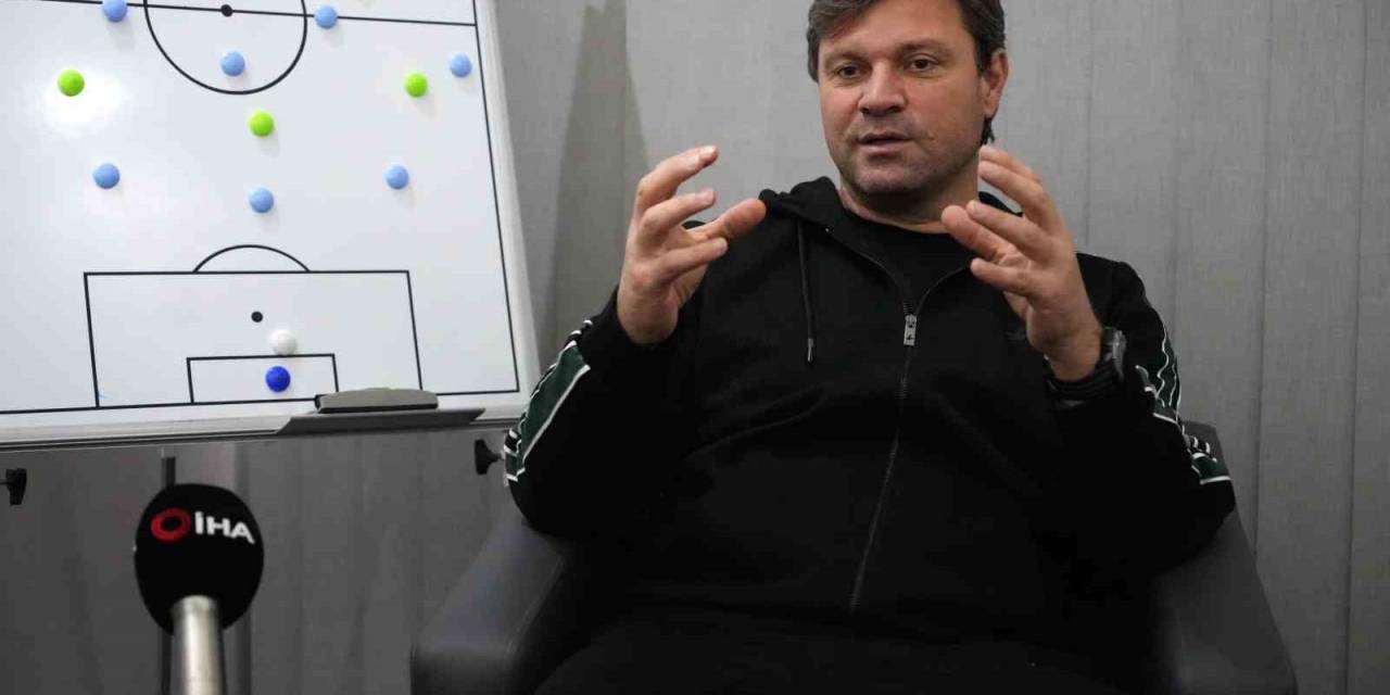 Ertuğrul Sağlam: "Rıza Çalımbay, Beşiktaşlılığın Gereğini Yapmıştır"