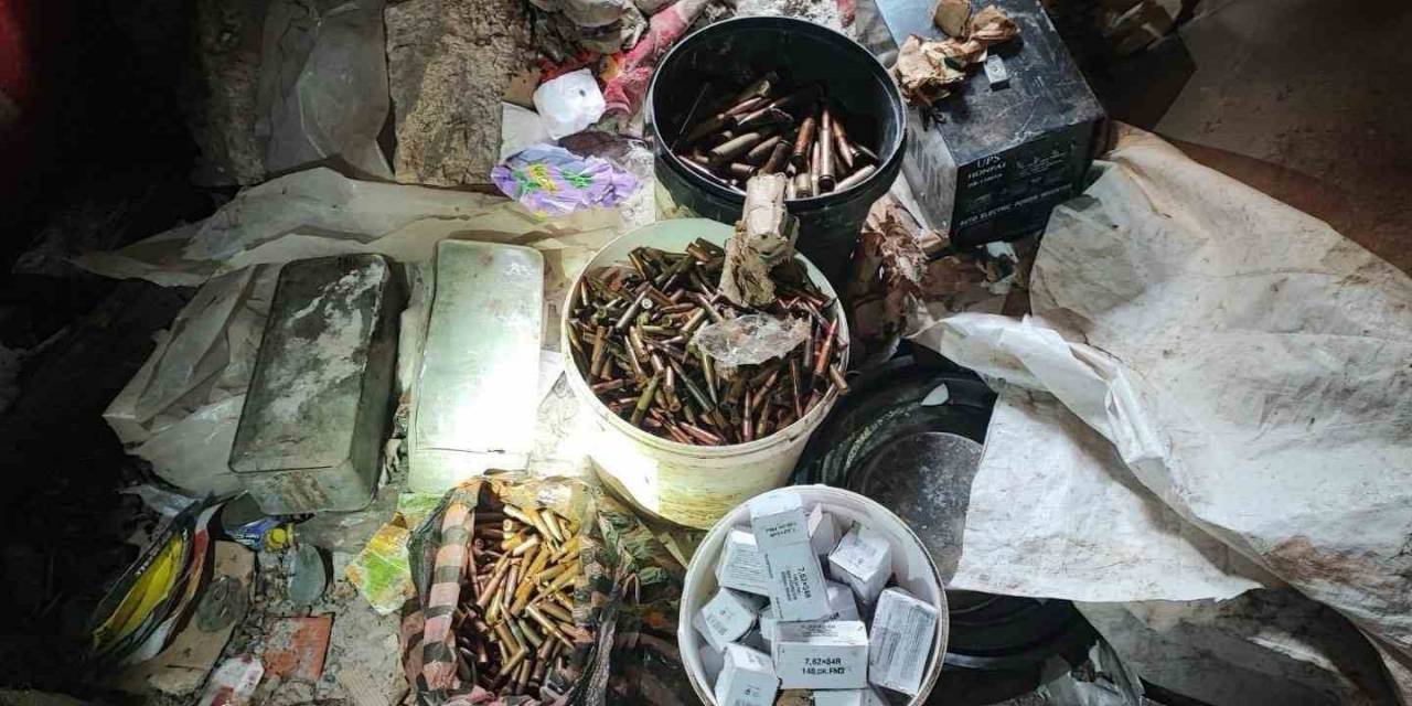 Pençe Kilit Operasyonu Bölgesinde Teröristlere Ait Çok Sayıda Mühimmat Ele Geçirildi