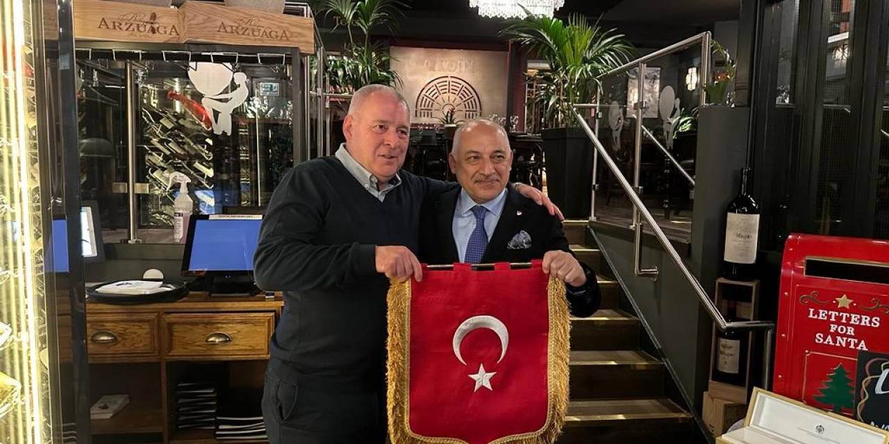 Galler - Türkiye Resmi Maç Yemeği Düzenlendi