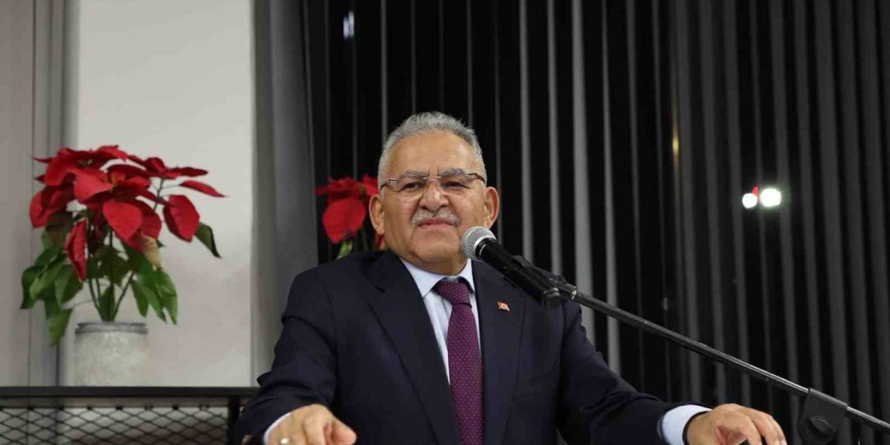 Başkan Büyükkılıç: "Asıl Olan İnsanların Hizmetkarı Olmak"