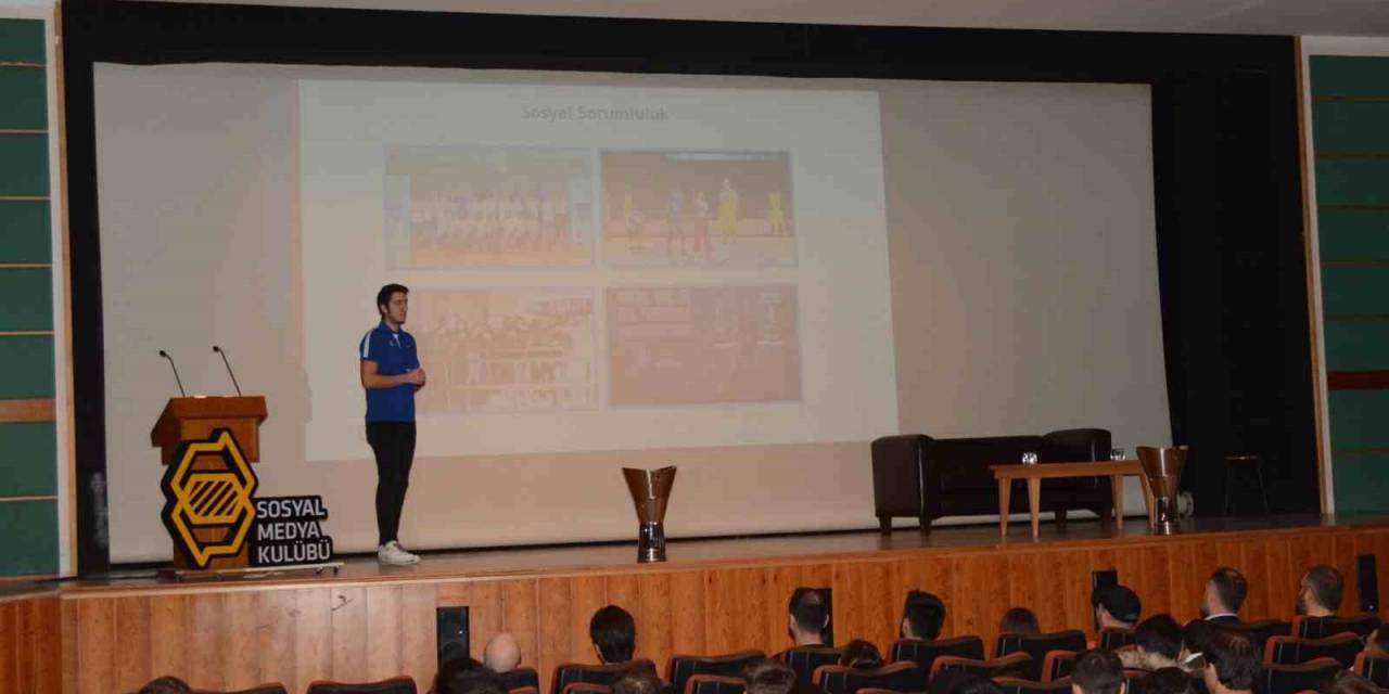 Spor Ve Akademi “Sports Up” Etkinliğinde Bir Araya Geldi
