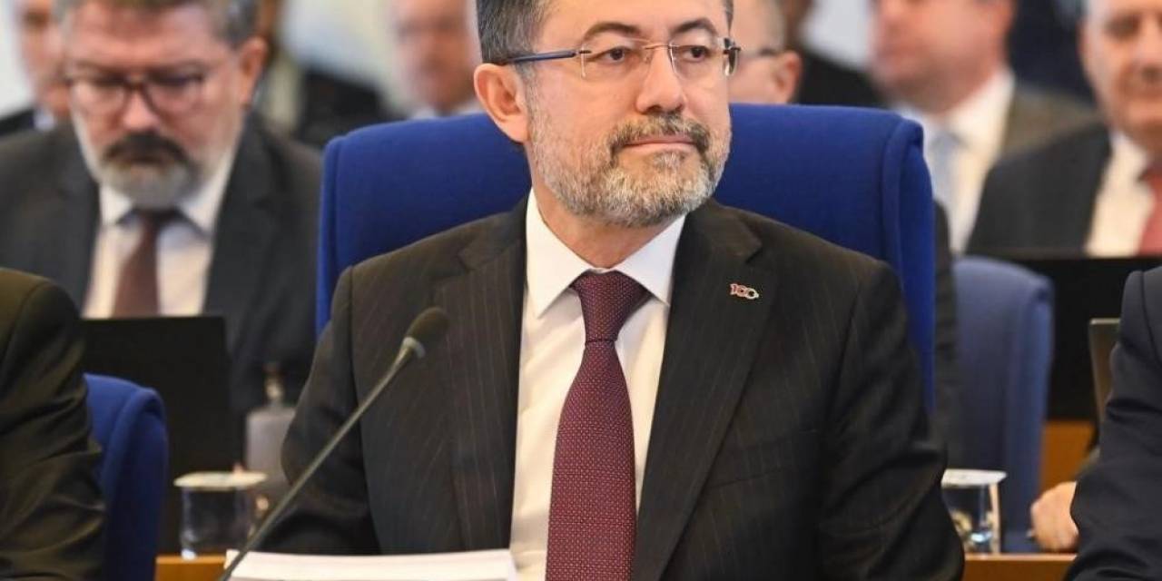 Bakan Yumaklı: "Su Ürünleri İhracatının Yıl Sonuna Kadar 2 Milyar Dolara Çıkmasını Bekliyoruz"