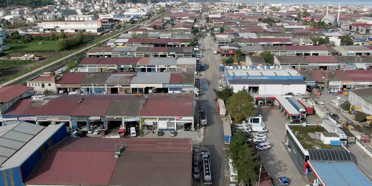 Sanayi Bölgeleri Beton Yollarla Kaplanıyor