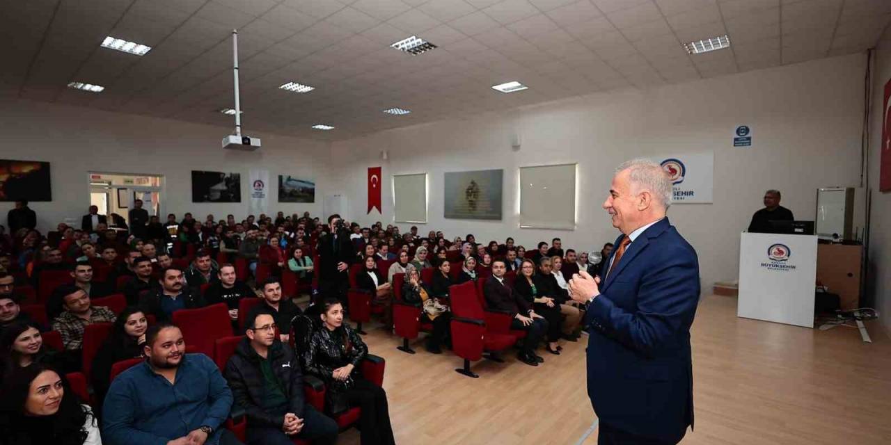 Başkan Zolan, İhtiyaç Sahiplerinin Yardımına Koşan İyilik Melekleriyle Buluştu