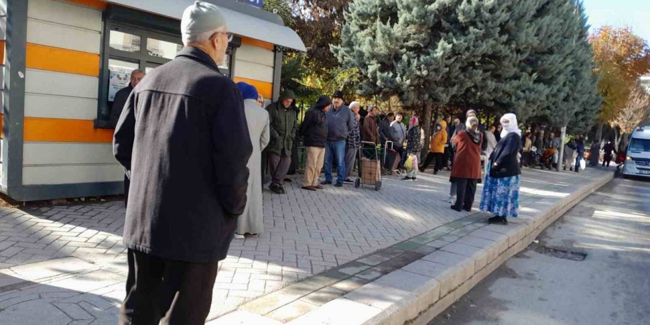 Ekmek Dağıtımındaki Aksama Tepkiye Neden Oldu