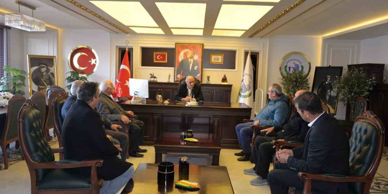 Başkan Bakkalcıoğlu’na Dernek Çalışmaları Hakkında Bilgi Verdi