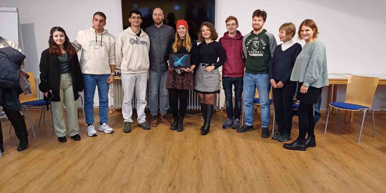 Gençler Kültürel Arası Deneyim İçin Buluştu