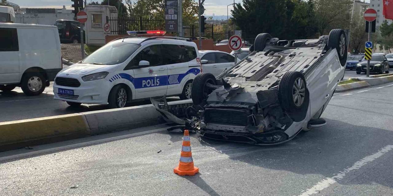 Kontrolden Çıkan Araç Otomobile Çarparak Takla Attı: 1  Yaralı