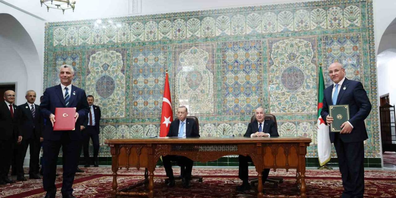 Türkiye İle Cezayir Arasında 12 Anlaşma İmzalandı