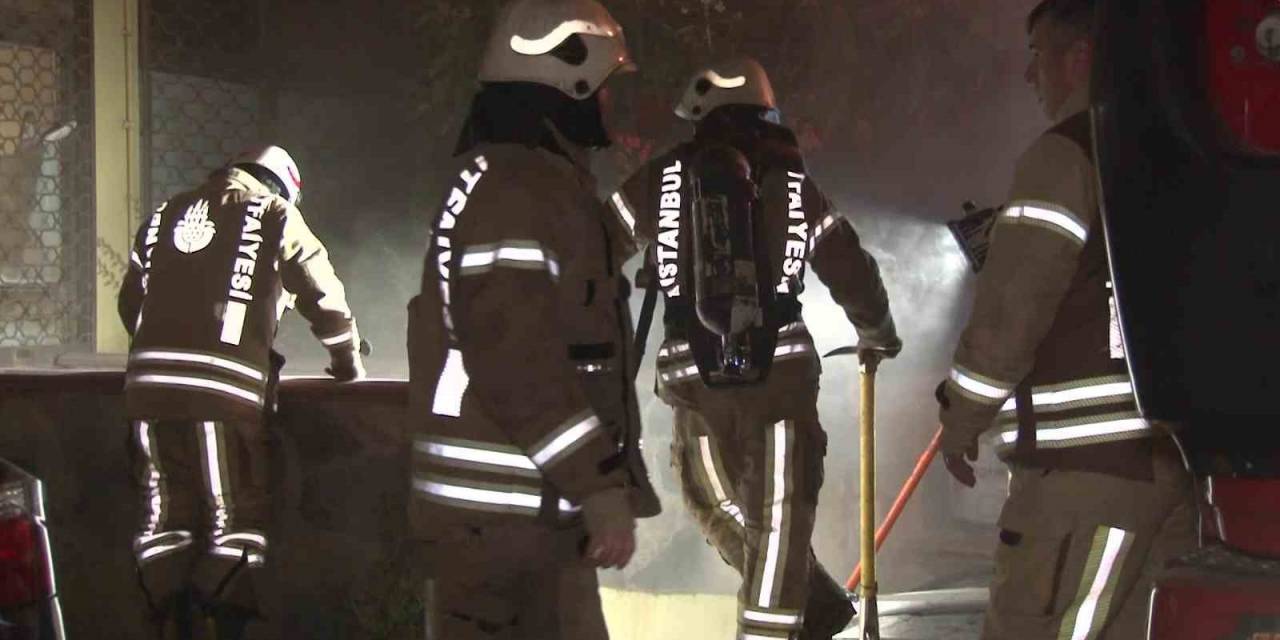 Ümraniye’de İş Yeri Alev Alev Yandı
