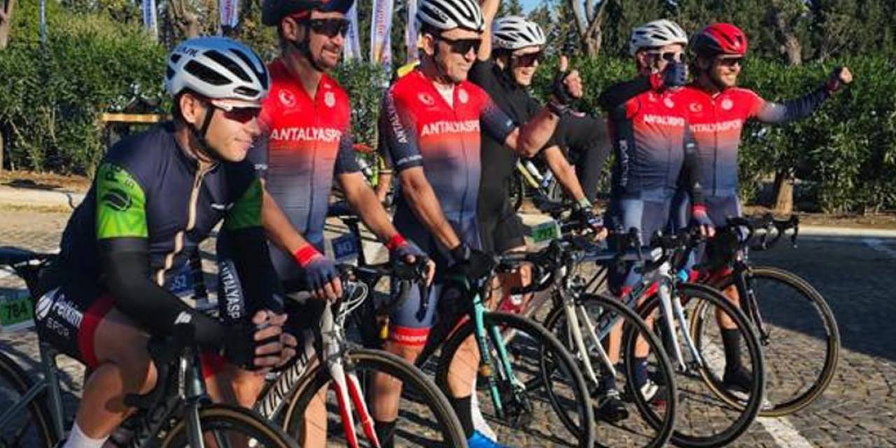 Antalyaspor Bisiklet Takımı Dünya Şampiyonası’na Katılacak