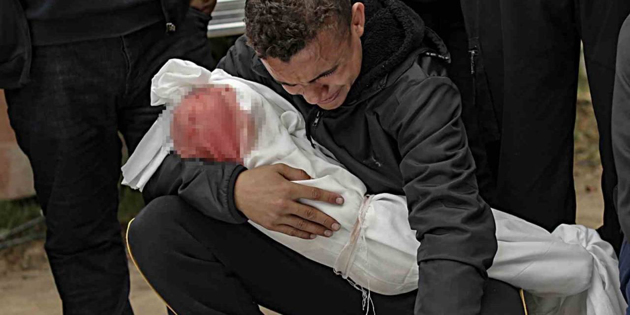 İsrail Gece Boyu Gazze Şeridi’ni Vurdu: 52 Ölü