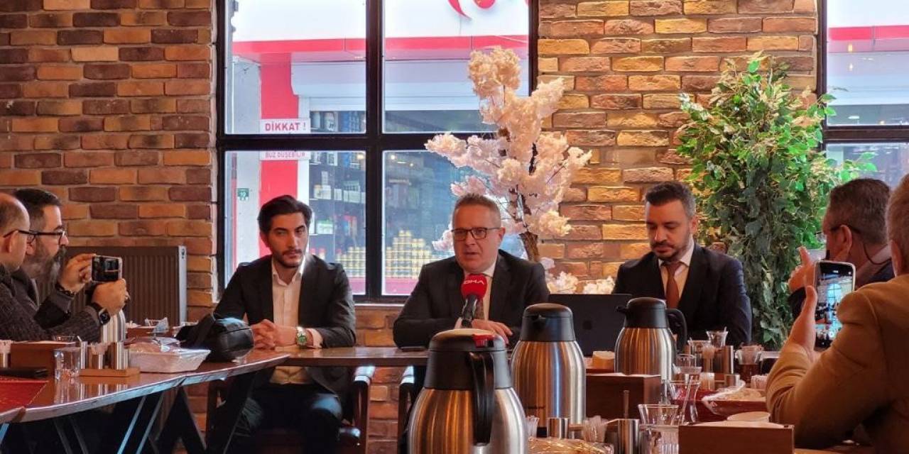 Avukat Ebubekir Elmalı, Ak Parti Erzurum Büyükşehir Belediye Başkan Aday Adayı Oldu